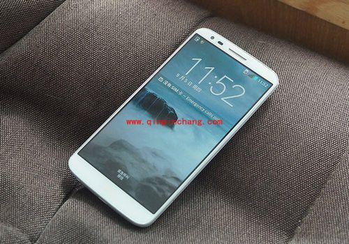 盘点2013年人气爆棚的十款智能手机