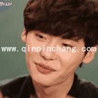 好可爱！李钟硕卖萌gif动态表情包