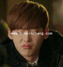 好可爱！李钟硕卖萌gif动态表情包