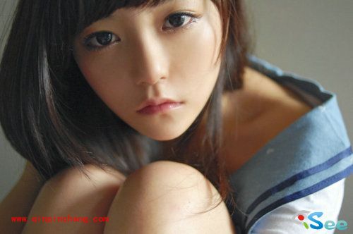 iSee图片专家怎么制作地铁清纯广告MM