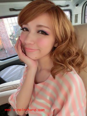 美颜相机大作战，教你6大不可或缺的自拍姿势