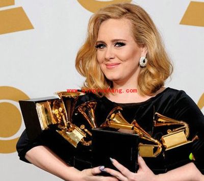 疯狂猜歌歌手五个字母答案