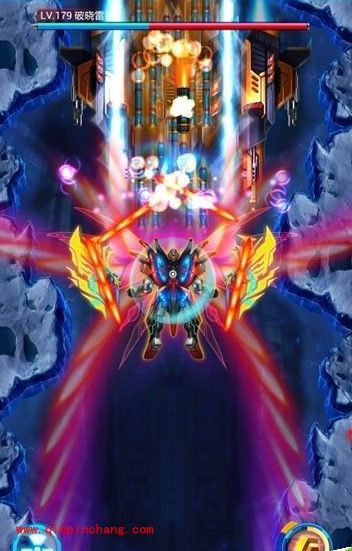 雷霆战机自由悍将正确的贴脸最大伤害技巧