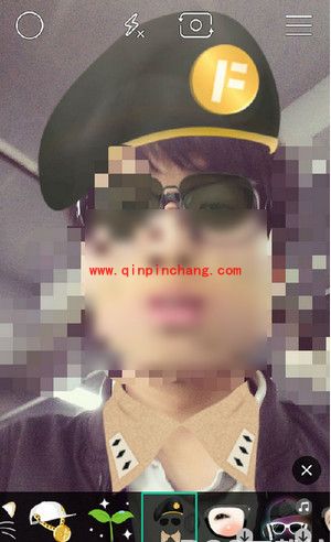 faceu太阳的后裔贴纸怎么玩