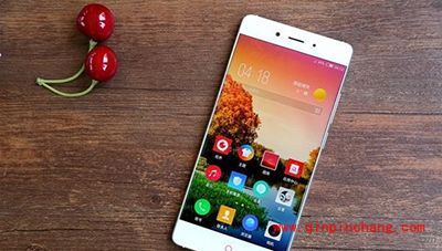 努比亚Z11手机怎么装卡?nubia Z11安装sim卡教程