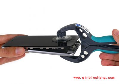 iPhone 6s Plus拆解过程图解：设计工整、线路清晰