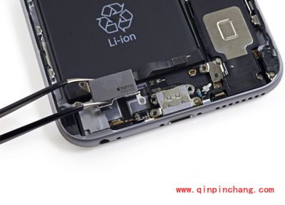 iPhone 6s Plus拆解过程图解：设计工整、线路清晰
