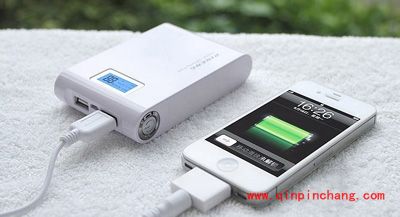 手机充电宝充电时间是多少小时?