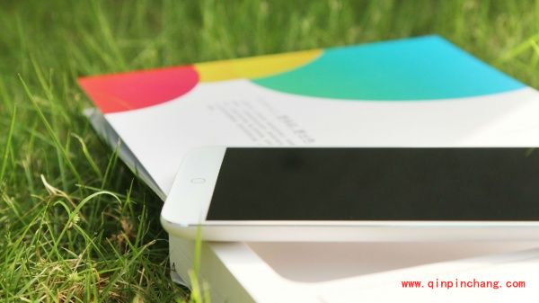 圆润讨喜!魅族MX4白色版开箱美图