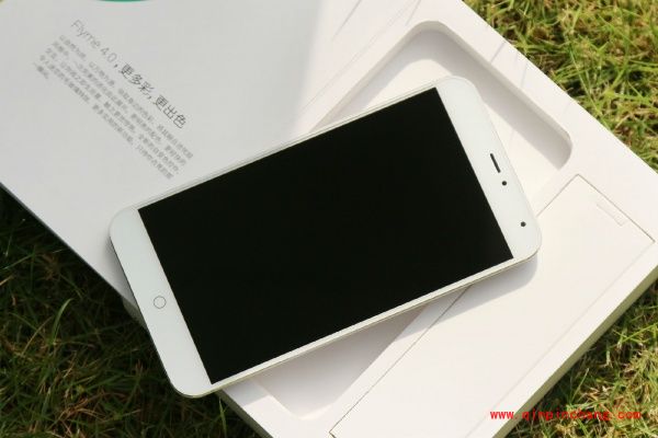圆润讨喜!魅族MX4白色版开箱美图