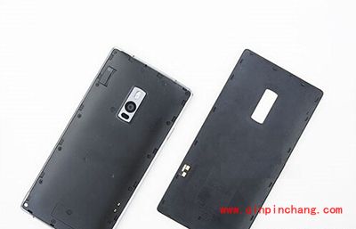 一加手机2后盖打开图文步骤