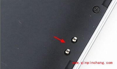 一加手机2后盖打开图文步骤