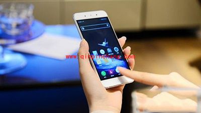 360手机F4怎么装手机卡?360手机F4装手机卡教程