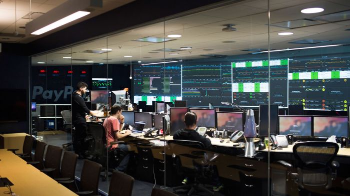 CommandCenter 1.0.11