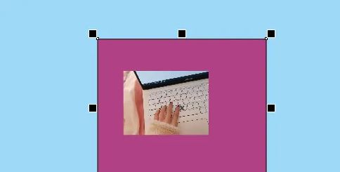 cdrx4怎么将图片放进图形框中-cdrx4将图片放进图形框中教程 www.qinpinchang.com